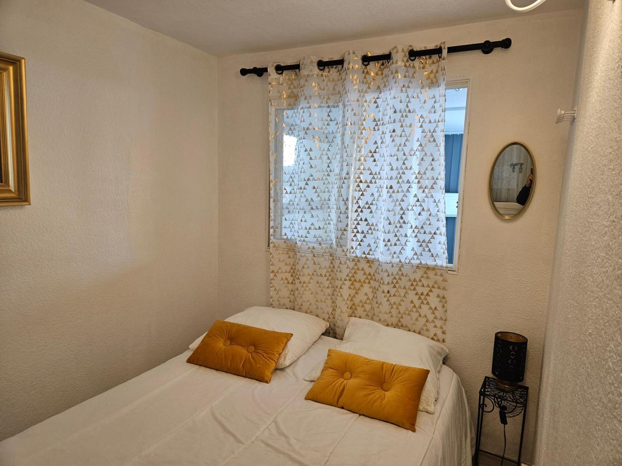 Cap D'Agde - Residence Estivales - Proche Naturiste - Terrasse - Wifi - Parking - Piscine - Clim 外观 照片